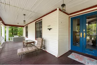129 S Munn Ave, East Orange, NJ 07018 - Photo 2