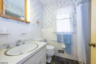 5 Brookwood Dr, West Caldwell, NJ 07006 - Photo 20