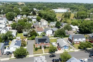 48 Sanford Ave, Belleville, NJ 07109 - Photo 2