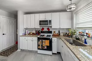 48 Sanford Ave, Belleville, NJ 07109 - Photo 18