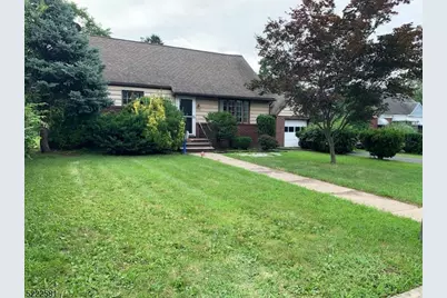 118 Fairfield Dr, Paramus, NJ 07652 - Photo 12