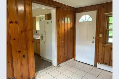 118 Fairfield Dr, Paramus, NJ 07652 - Photo 6
