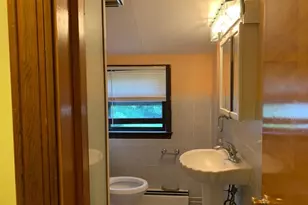 118 Fairfield Dr, Paramus, NJ 07652 - Photo 4