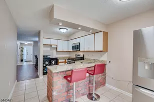 47 Sapphire Ln, Franklin Township, NJ 08823 - Photo 8