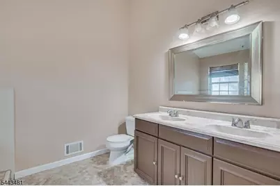 47 Sapphire Ln, Franklin Township, NJ 08823 - Photo 16