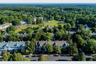 47 Sapphire Ln, Franklin Township, NJ 08823 - Photo 20