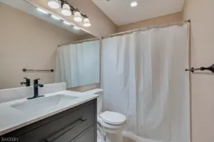 47 Sapphire Ln, Franklin Township, NJ 08823 - Photo 12