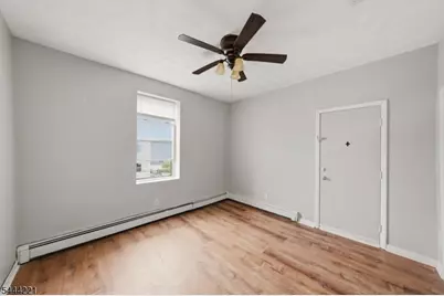 290 Ogden St, Orange, NJ 07050 - Photo 4