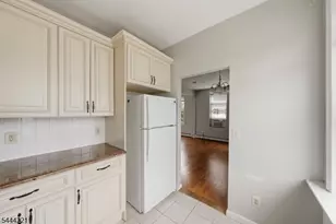 290 Ogden St, Orange, NJ 07050 - Photo 8