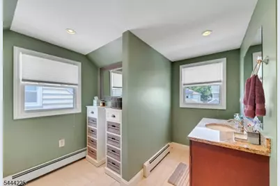 59 Mitchell Ave, Totowa, NJ 07512 - Photo 20