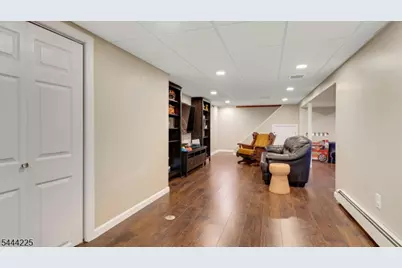 59 Mitchell Ave, Totowa, NJ 07512 - Photo 26
