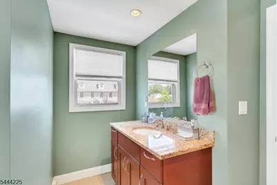 59 Mitchell Ave, Totowa, NJ 07512 - Photo 22
