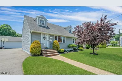 59 Mitchell Ave, Totowa, NJ 07512 - Photo 2