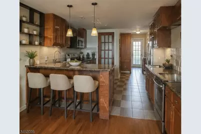 208 Astor St, Newark, NJ 07114 - Photo 2