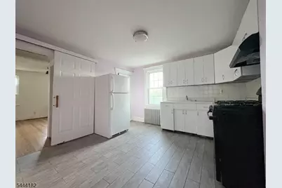 251 N 7th Ave, Manville, NJ 08835 - Photo 8