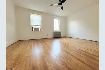 251 N 7th Ave, Manville, NJ 08835 - Photo 6