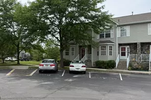 12 Ashley Ct, Franklin Township, NJ 08873 - Photo 4