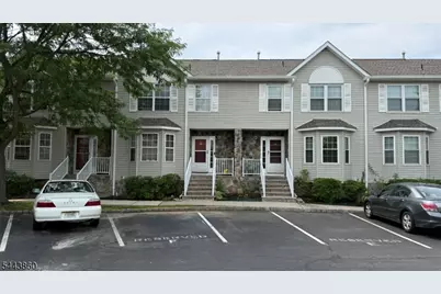 12 Ashley Ct, Franklin Township, NJ 08873 - Photo 2
