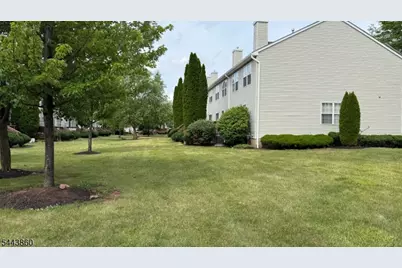 12 Ashley Ct, Franklin Township, NJ 08873 - Photo 6