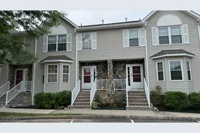 12 Ashley Ct, Franklin Township, NJ 08873 - Photo 1
