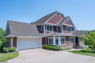 26 Turnberry Ln, Hardyston Township, NJ 07419 - Photo 2