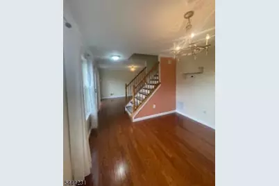 92 Callahan Ct, Newark, NJ 07103 - Photo 12