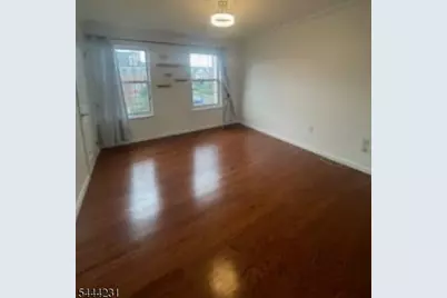 92 Callahan Ct, Newark, NJ 07103 - Photo 30
