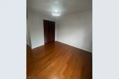 92 Callahan Ct, Newark, NJ 07103 - Photo 32