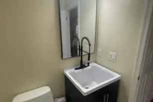 92 Callahan Ct, Newark, NJ 07103 - Photo 28