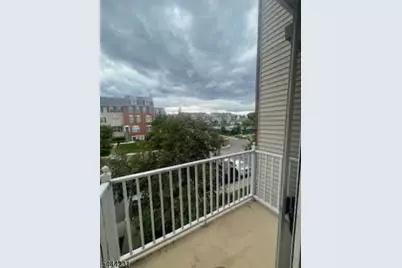 92 Callahan Ct, Newark, NJ 07103 - Photo 22