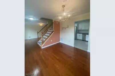 92 Callahan Ct, Newark, NJ 07103 - Photo 16