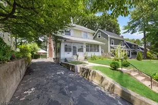 48 Laurel Ave, East Orange, NJ 07017 - Photo 2