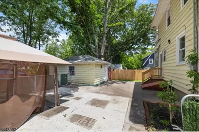 48 Laurel Ave, East Orange, NJ 07017 - Photo 24