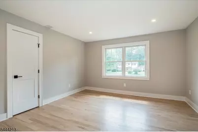 42 Berkshire St, Hanover Township, NJ 07981 - Photo 32