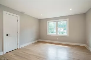 42 Berkshire St, Hanover Township, NJ 07981 - Photo 32