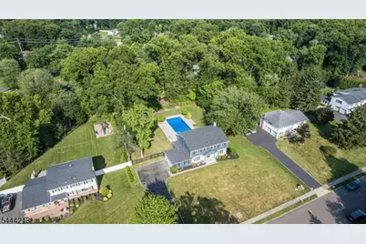 42 Berkshire St, Hanover Township, NJ 07981 - Photo 6