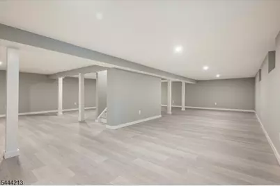 42 Berkshire St, Hanover Township, NJ 07981 - Photo 38