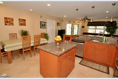 44 Winchester Rd, Livingston, NJ 07039 - Photo 4