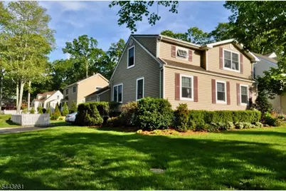44 Winchester Rd, Livingston, NJ 07039 - Photo 18