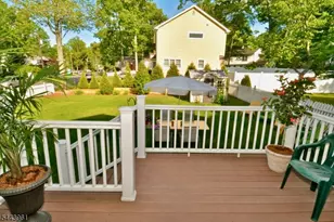 44 Winchester Rd, Livingston, NJ 07039 - Photo 16