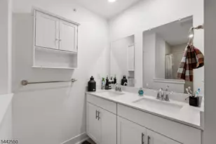 6 Coogan Ct, Morris Plains, NJ 07950 - Photo 16