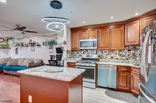 202 Prestwick Way, Edison Twp., NJ 08820 - Photo 14