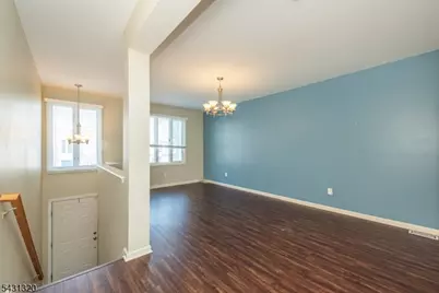 46 Devonshire Dr, Clifton, NJ 07013 - Photo 2