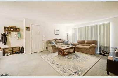 269 English Pl, Bernards Township, NJ 07920 - Photo 4