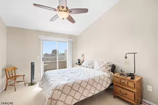 8 Bentley Ct, Bedminster Township, NJ 07921 - Photo 14