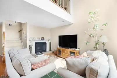 8 Bentley Court, Bedminster Township, NJ 07921 - Photo 6