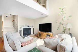 8 Bentley Ct, Bedminster Township, NJ 07921 - Photo 6
