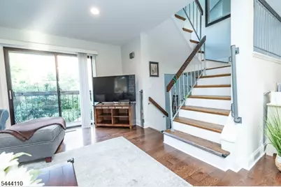 49 Bennington Sq, Washington Township, NJ 07840 - Photo 10
