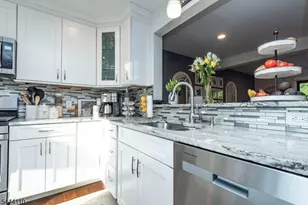 49 Bennington Square, Washington Township, NJ 07840 - Photo 18