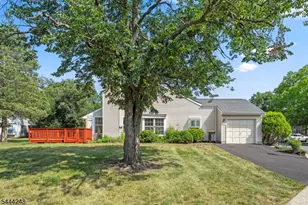 123 Harrow Dr, Franklin Township, NJ 08873 - Photo 2